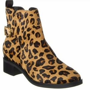 COLE HAAN LEOPARD BOOTS size5.5